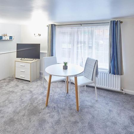 Host & Stay - Princess Place Studio Whitby Ngoại thất bức ảnh