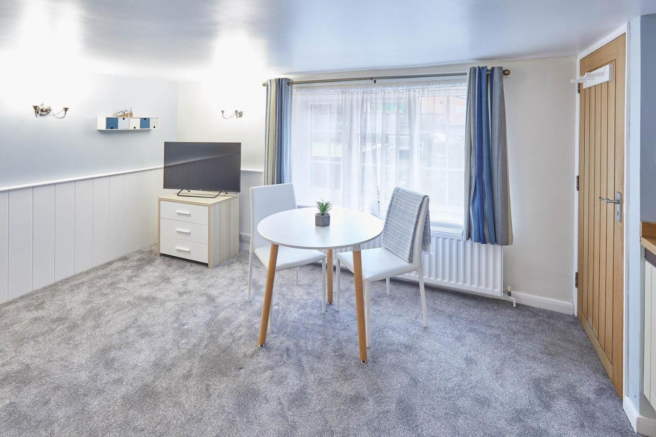 Host & Stay - Princess Place Studio Whitby Ngoại thất bức ảnh