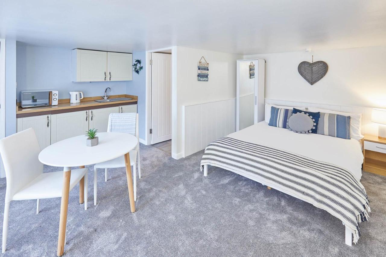 Host & Stay - Princess Place Studio Whitby Ngoại thất bức ảnh